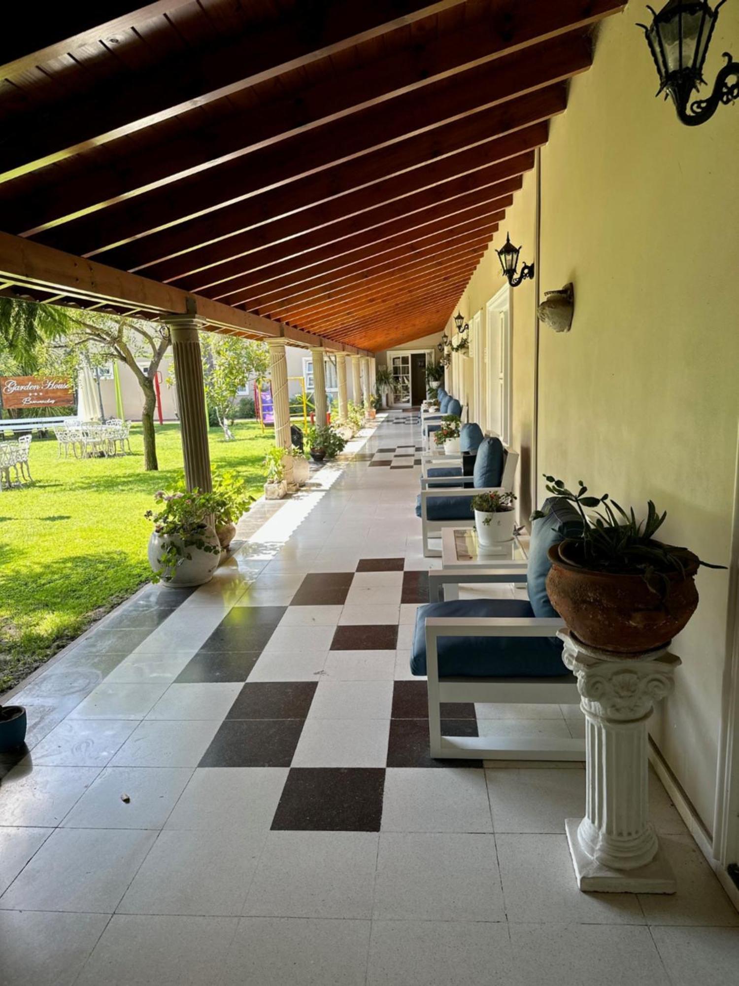 Garden House Hotel Río Cuarto Exterior foto